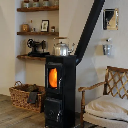 Eifel 1851 Holiday home Gipperath